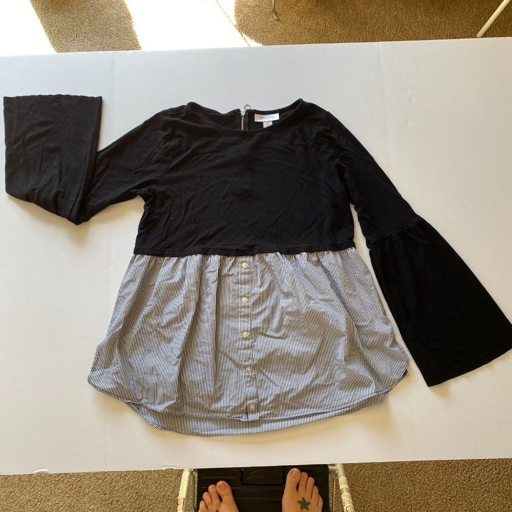 Motherhood Maternity Black Crew Neck Baby Doll Top with Bell Sleeve, M (g48)